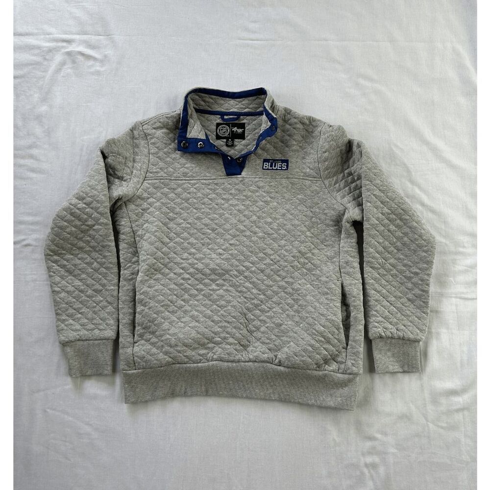 Women's St. Louis Blues NHL Quilted Gray Pullover, Size M, 4Her by Carl Banks